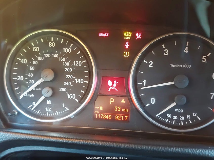 2007 BMW 328I VIN: WBAVC53517FZ81865 Lot: 43784271