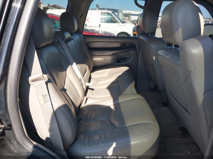 2003 Chevrolet Tahoe Z71 VIN: 1GNEK13Z33R228758 Lot: 43784399