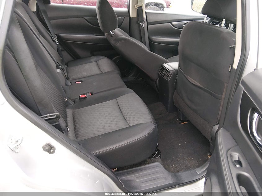 KNMAT2MT2HP575764 2017 NISSAN ROGUE photo no. 8