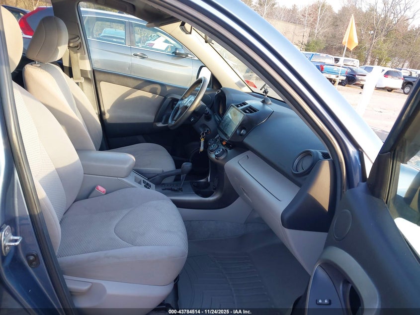 2T3BF4DV0BW125857 2011 TOYOTA RAV 4 photo no. 5