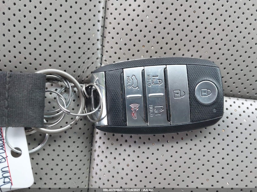 2017 Kia Sedona Lx VIN: KNDMB5C1XH6311764 Lot: 43784543