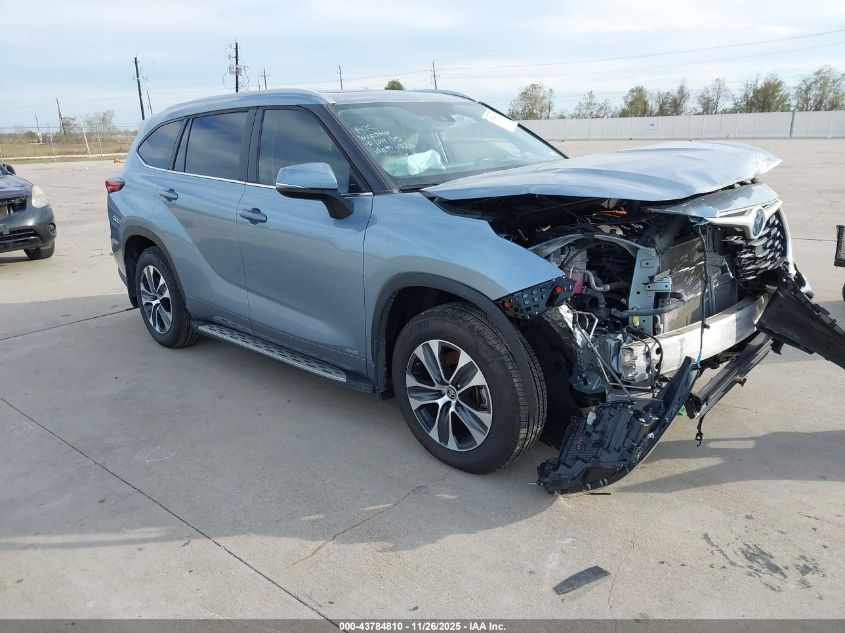 TOYOTA HIGHLANDER HYBRID XLE