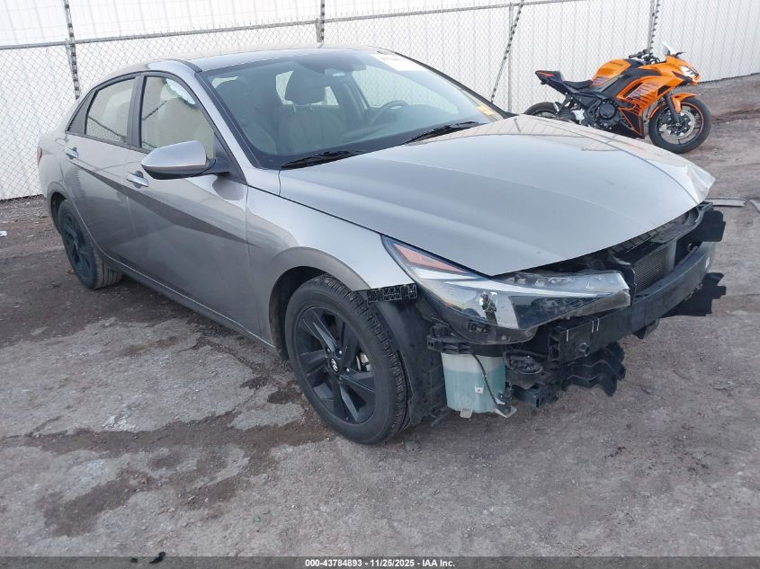 HYUNDAI ELANTRA BLUE