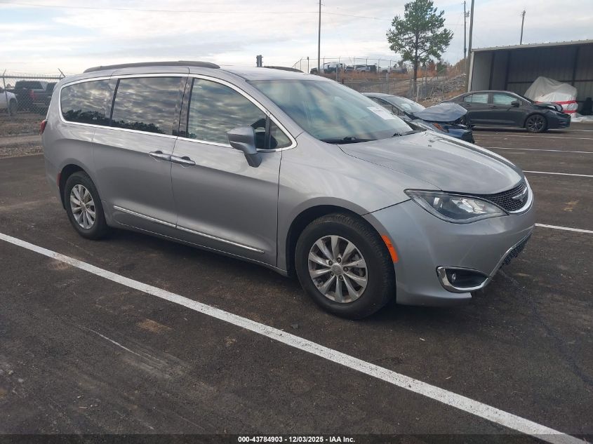 CHRYSLER PACIFICA TOURING-L