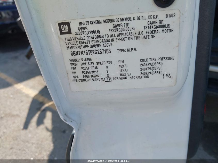 2002 Chevrolet Suburban 1500 Ls VIN: 3GNFK16T92G237183 Lot: 43784902