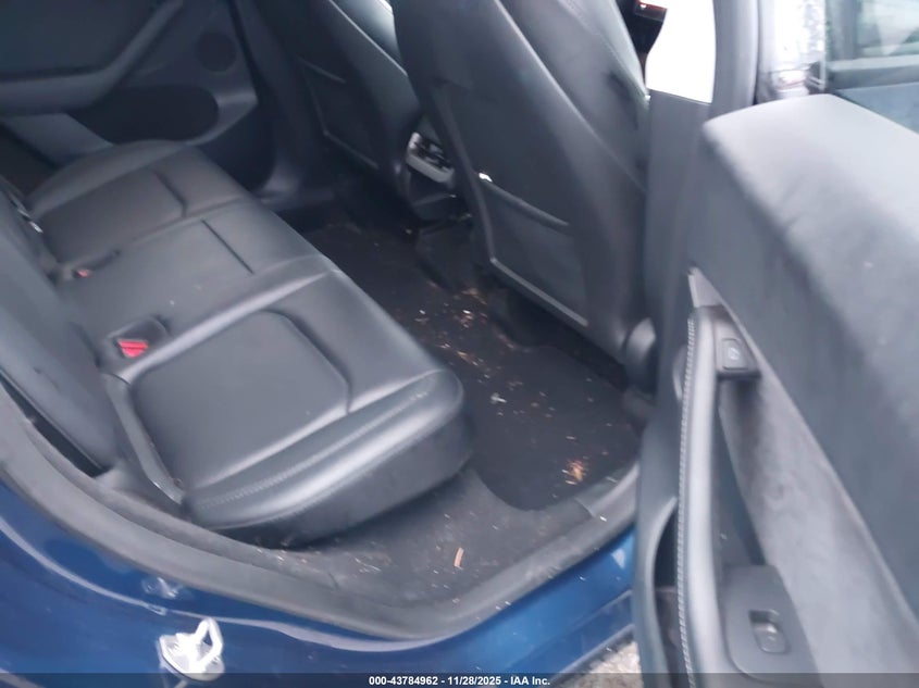 2023 Tesla Model Y Awd/Long Range Dual Motor All-Wheel Drive VIN: 7SAYGDEE2PF922441 Lot: 43784962