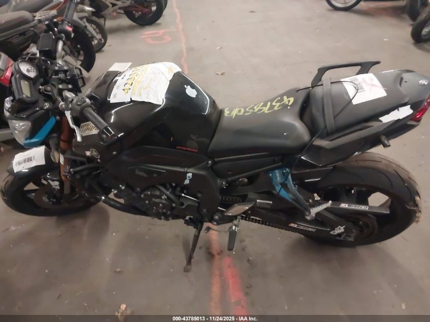 2011 Yamaha Fz8 N VIN: JYARN27E5BA000901 Lot: 42333279