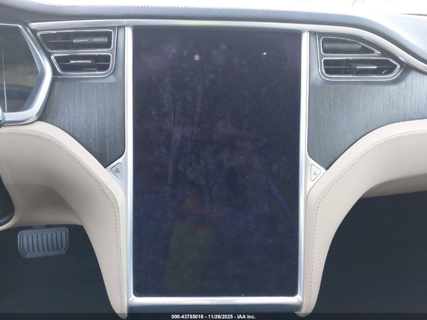 2013 Tesla Model S VIN: 5YJSA1CG0DFP05036 Lot: 43785016