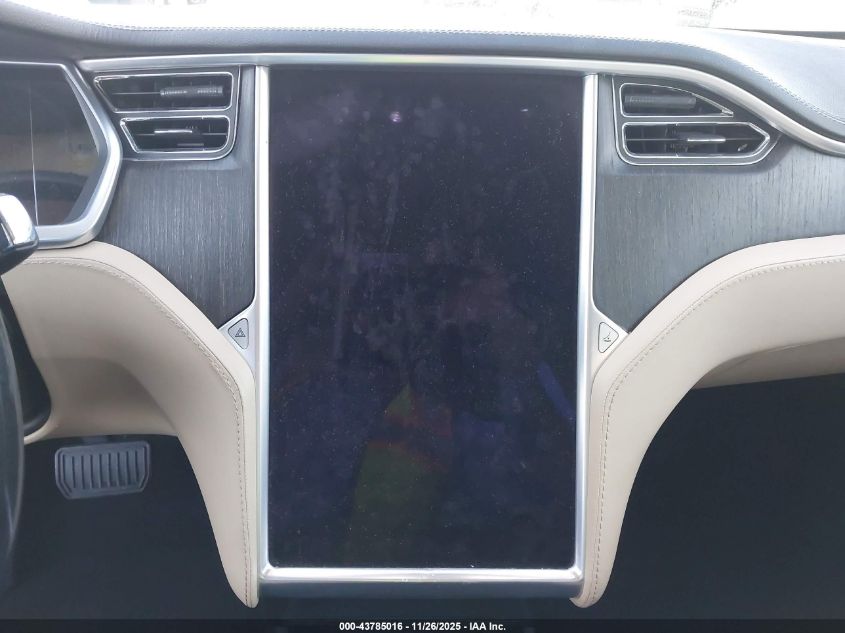 2013 Tesla Model S VIN: 5YJSA1CG0DFP05036 Lot: 43785016