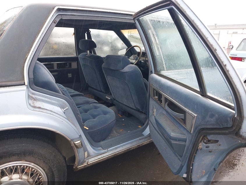 1989 Oldsmobile Delta 88 Royale Brougham VIN: 1G3HY54CXKW375911 Lot: 43785017