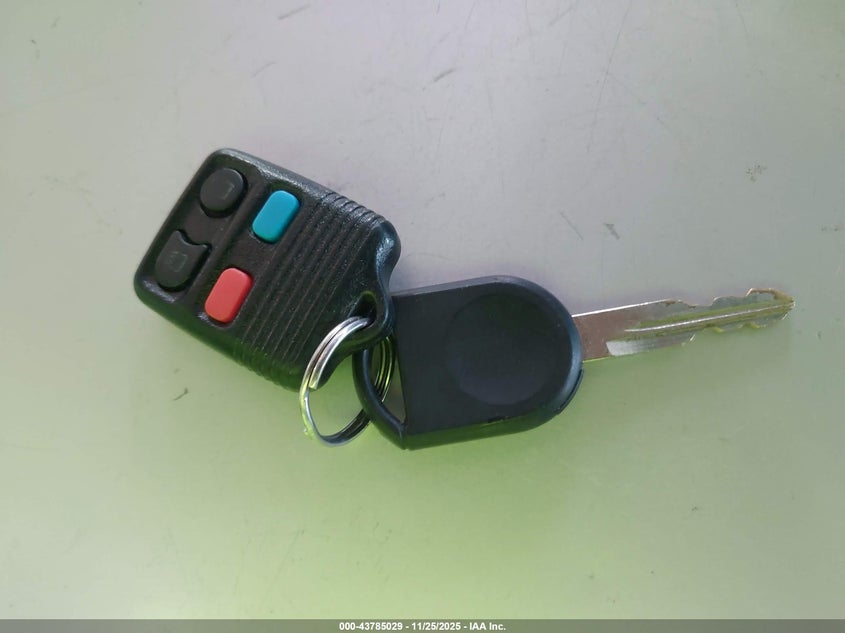 2003 Ford Taurus Se VIN: 1FAHP53U23G147092 Lot: 43785029