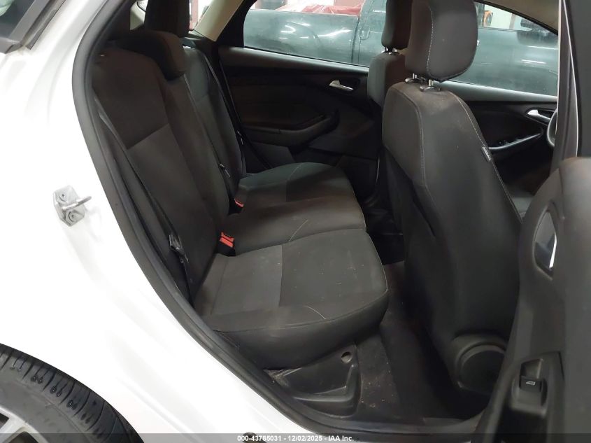 2018 Ford Focus Se VIN: 1FADP3K29JL207280 Lot: 43785031