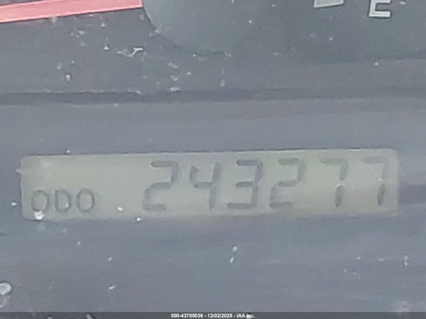 2003 Toyota Camry Le VIN: 4T1BE32K53U786378 Lot: 43785036