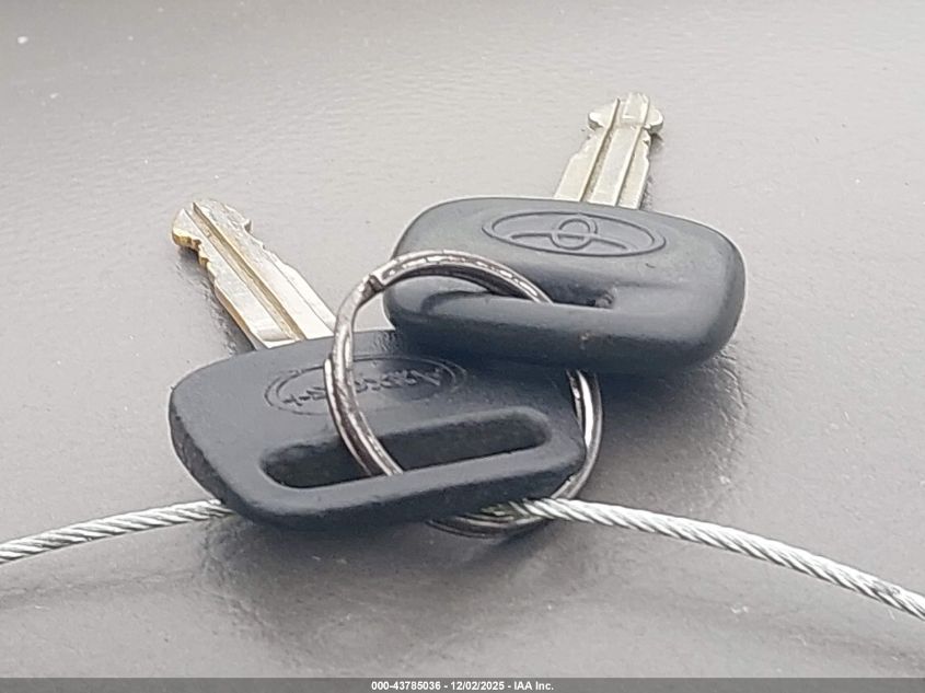 2003 Toyota Camry Le VIN: 4T1BE32K53U786378 Lot: 43785036