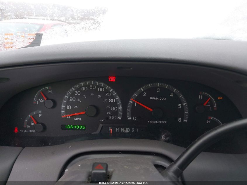 2003 Ford F-150 Lariat/Xl/Xlt VIN: 1FTRX18W63NB71148 Lot: 43785109