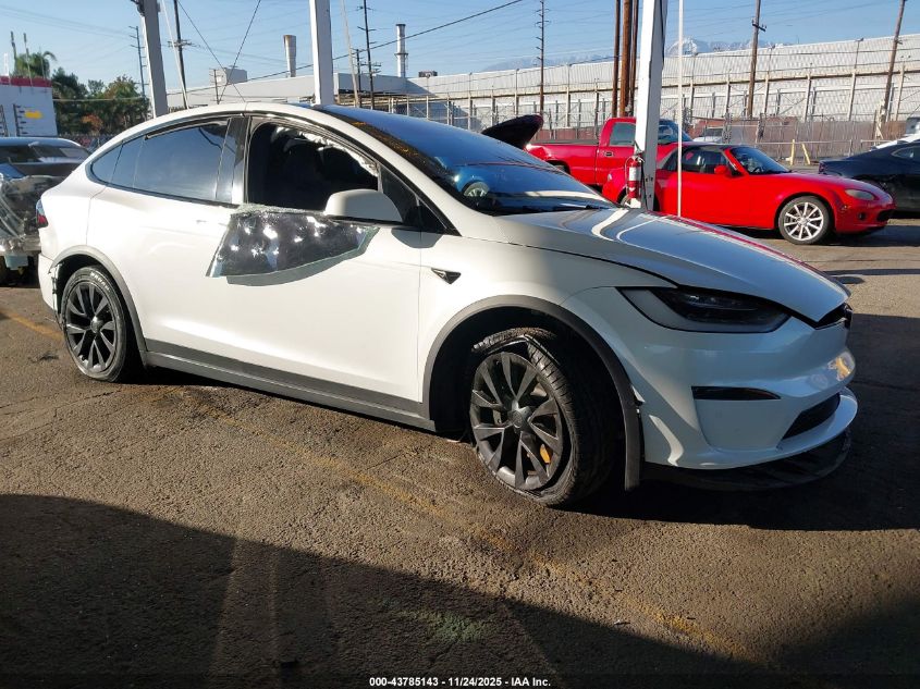 TESLA MODEL X PLAID TRI MOTOR ALL-WHEEL DRIVE