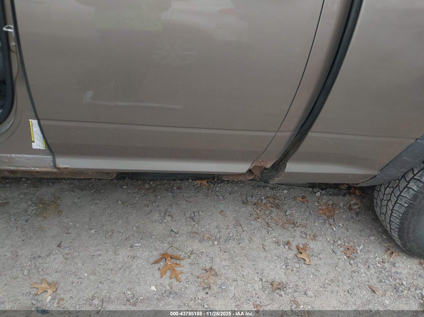 2010 Dodge Ram 1500 Slt/Sport/Trx VIN: 1D7RV1GT6AS125126 Lot: 43785188