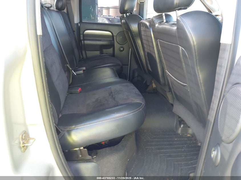 2005 Dodge Ram 1500 Srt-10 VIN: 3D3HA18H15G853680 Lot: 43785233