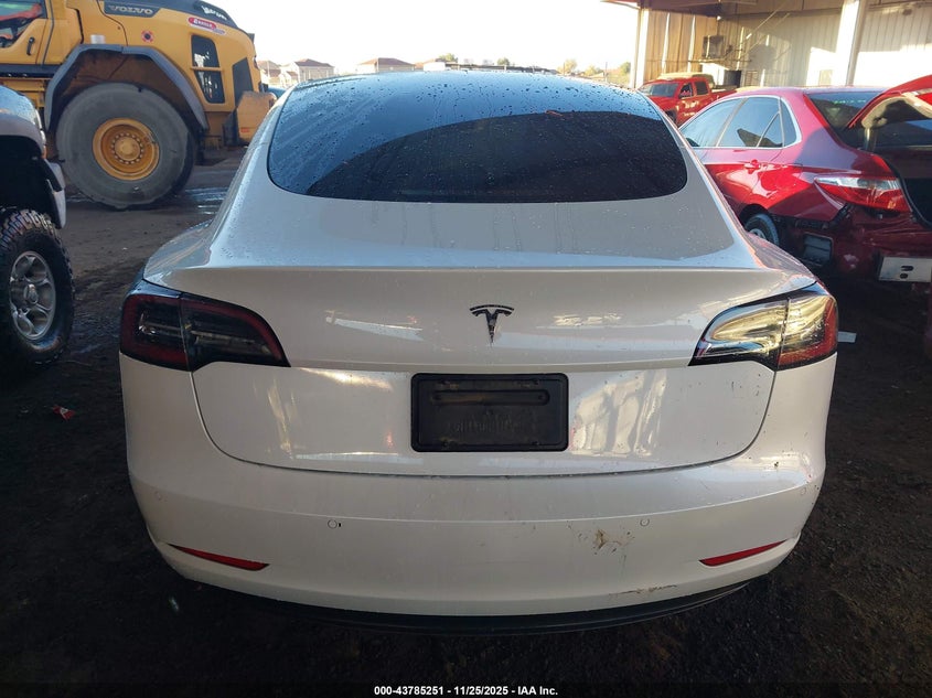 2021 Tesla Model 3 Standard Range Plus Rear-Wheel Drive VIN: 5YJ3E1EA2MF994860 Lot: 43785251