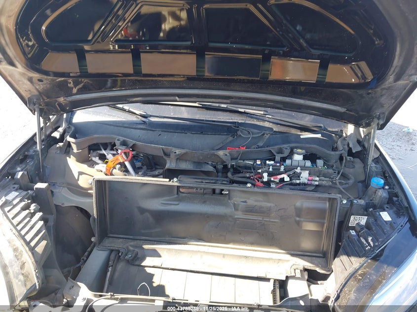 2017 Tesla Model X VIN: 5YJXCBE25HF044939 Lot: 43785256