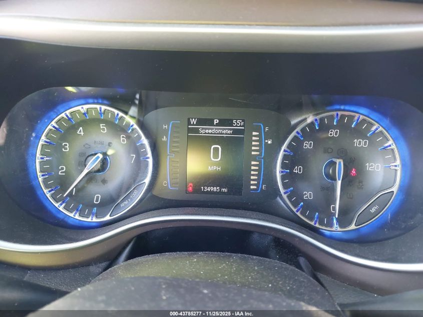 2018 Chrysler Pacifica Touring L VIN: 2C4RC1BG7JR185895 Lot: 43785277