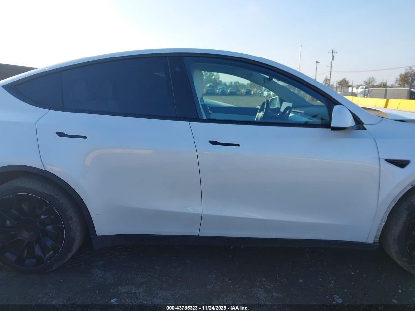2020 Tesla Model Y Long Range Dual Motor All-Wheel Drive VIN: 5YJYGDEE4LF019232 Lot: 43785323