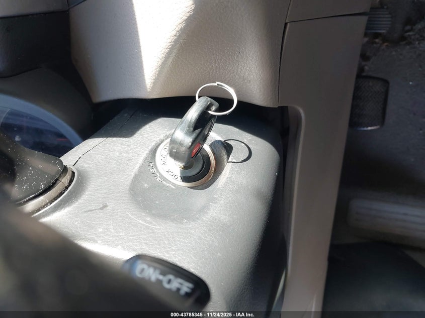 JTMZD33V486076415 2008 TOYOTA RAV 4 photo no. 11