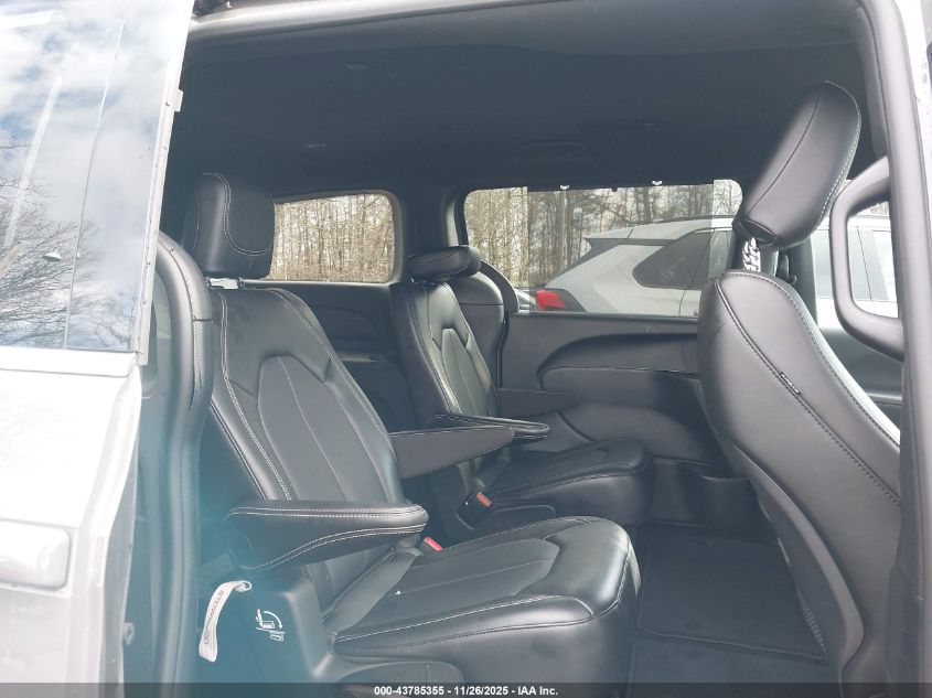 2025 Chrysler Pacifica Select VIN: 2C4RC1BG3SR532236 Lot: 43785355