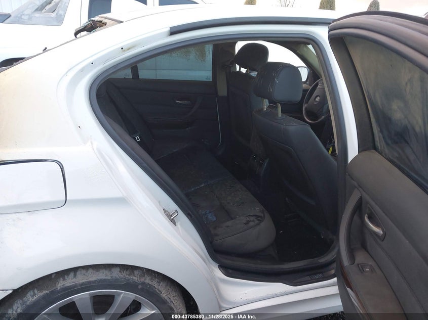 2011 BMW 328I VIN: WBAPH5C55BA445906 Lot: 43785380