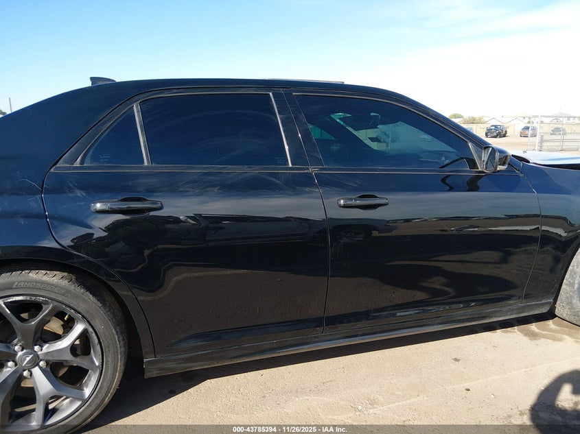 2021 Chrysler 300 300S VIN: 2C3CCABG8MH570984 Lot: 43785394