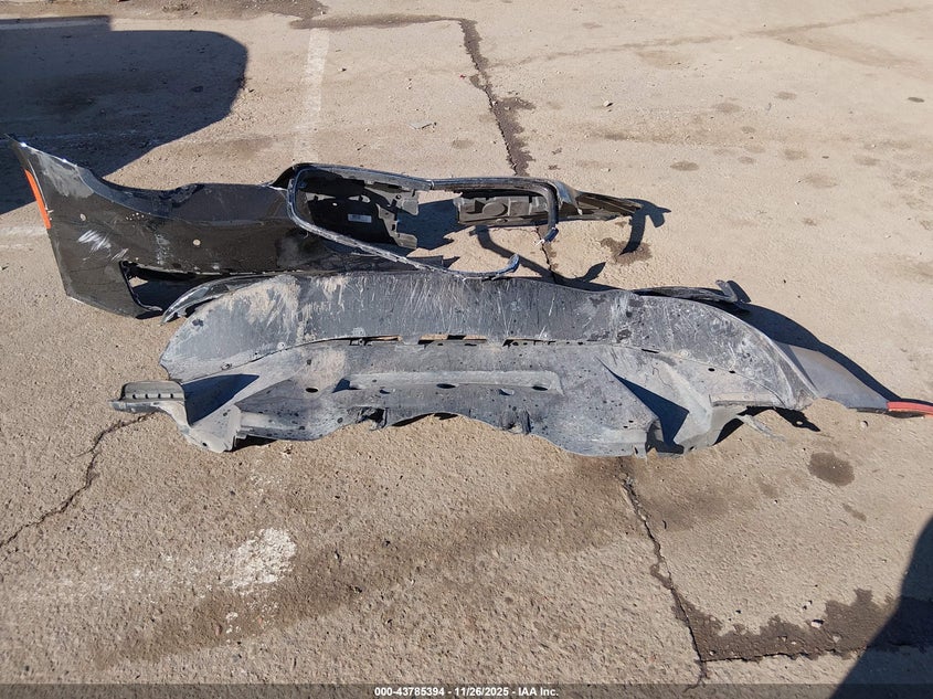 2021 Chrysler 300 300S VIN: 2C3CCABG8MH570984 Lot: 43785394