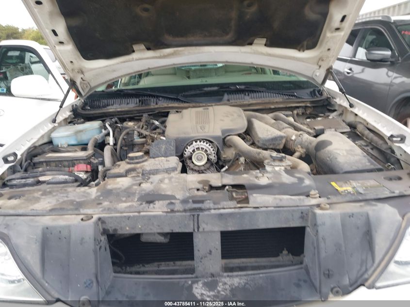 2005 Lincoln Town Car Signature Limited VIN: 1LNHM82W65Y669580 Lot: 43785411