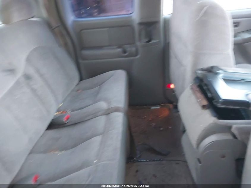 2000 Chevrolet Silverado 1500 Ls VIN: 2GCEC19V5Y1338737 Lot: 43785460