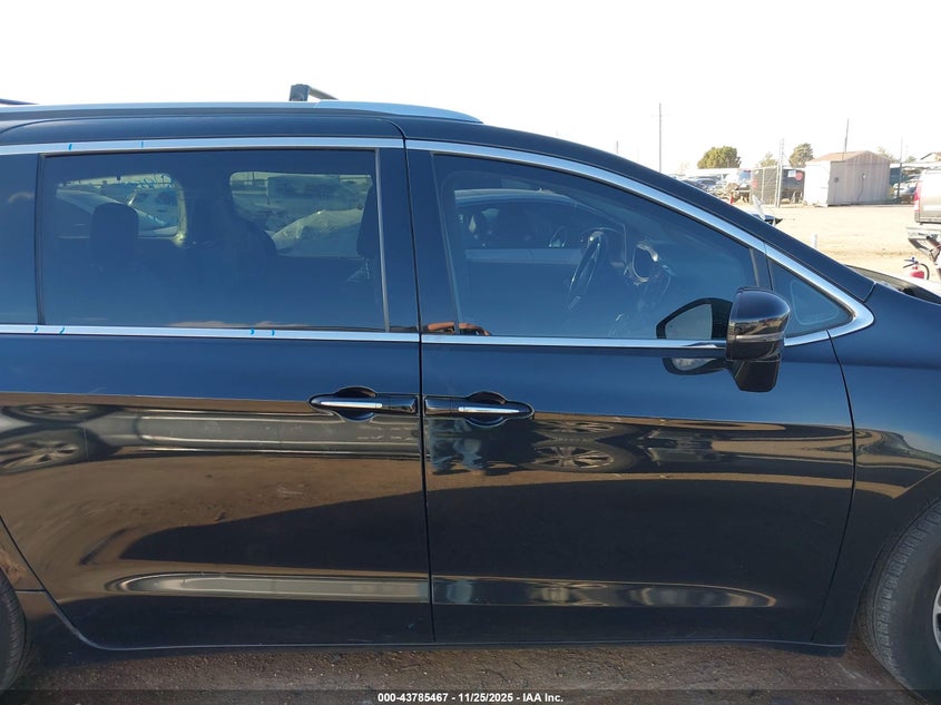 2021 Chrysler Pacifica Touring L VIN: 2C4RC1BG0MR552706 Lot: 43785467