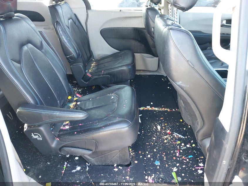 2021 Chrysler Pacifica Touring L VIN: 2C4RC1BG0MR552706 Lot: 43785467