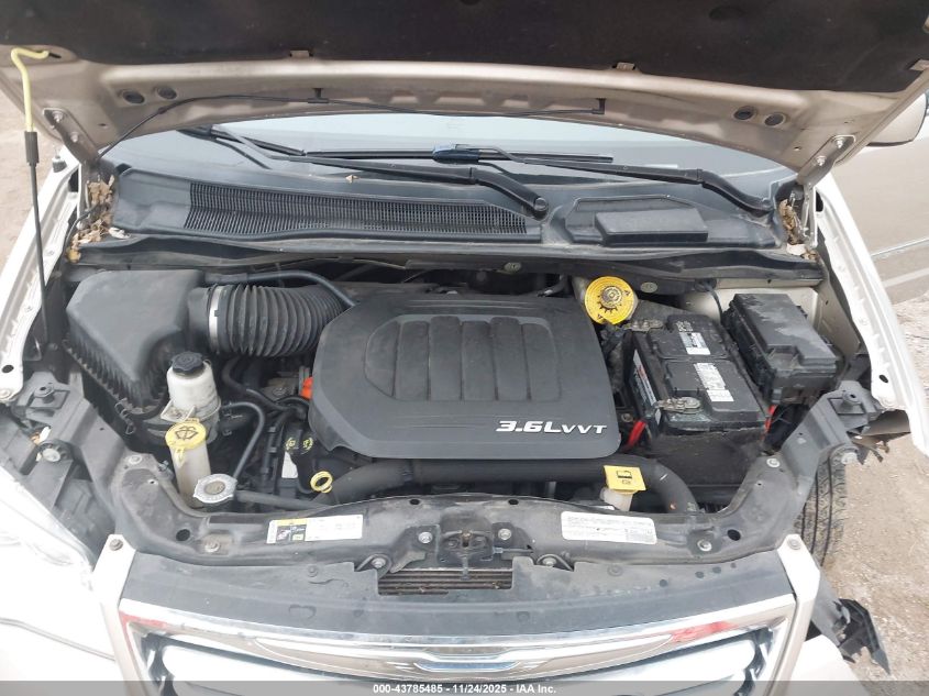 2015 Chrysler Town & Country Touring VIN: 2C4RC1BG4FR645084 Lot: 43785485