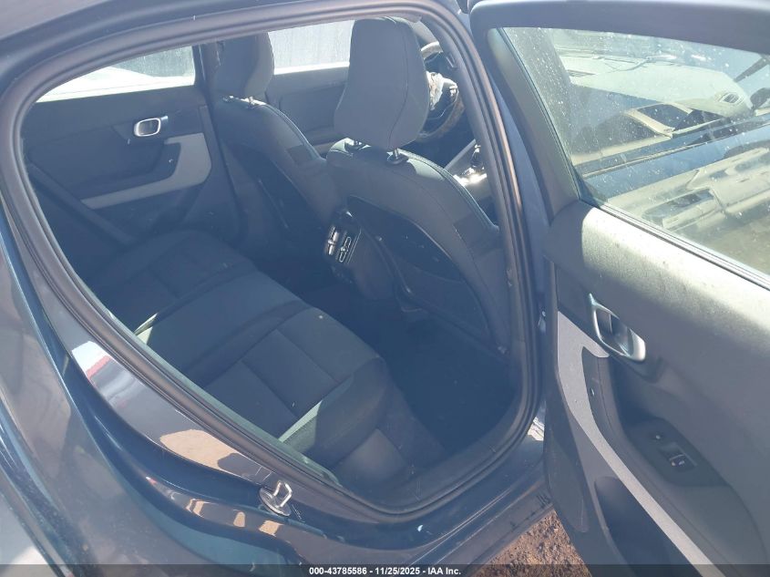 2024 Polestar 2 Long Range Single Motor/Long Range Single Motor Plus VIN: YSMFE3KA3RL235155 Lot: 43785586