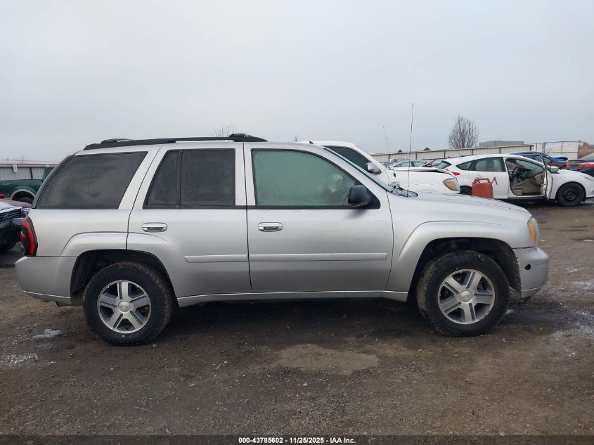 2007 Chevrolet Trailblazer Lt VIN: 1GNDT13S172285440 Lot: 43785602