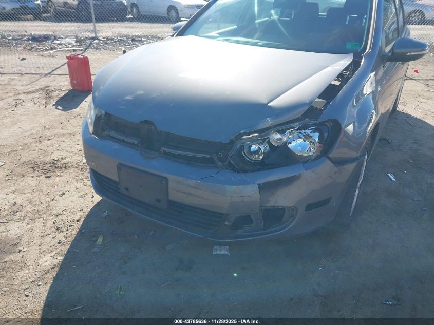 2014 Volkswagen Golf 2.5L VIN: WVWDB7AJ0EW010656 Lot: 43785636