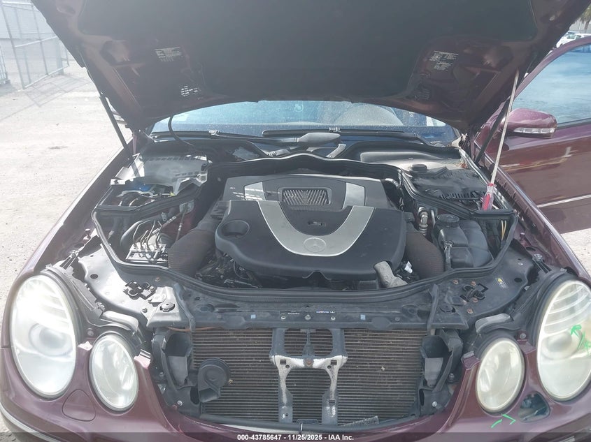 2007 Mercedes-Benz E 550 VIN: WDBUF72X77B018303 Lot: 43785647