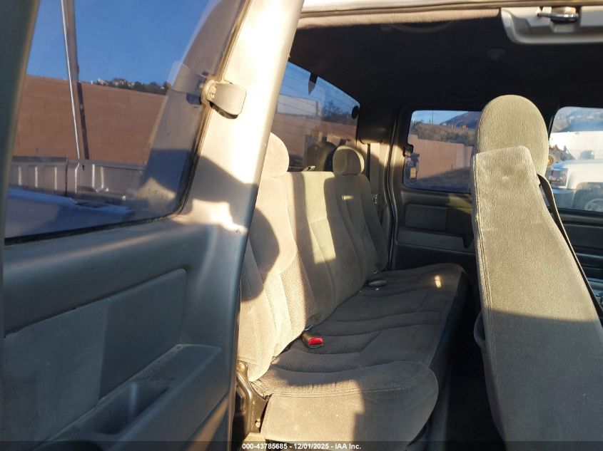 2005 Chevrolet Silverado 1500 Ls VIN: 2GCEC19V051213446 Lot: 43785685