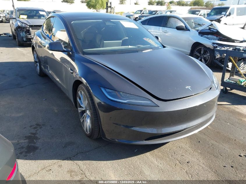 TESLA MODEL 3 LONG RANGE DUAL MOTOR ALL-WHEEL DRIVE