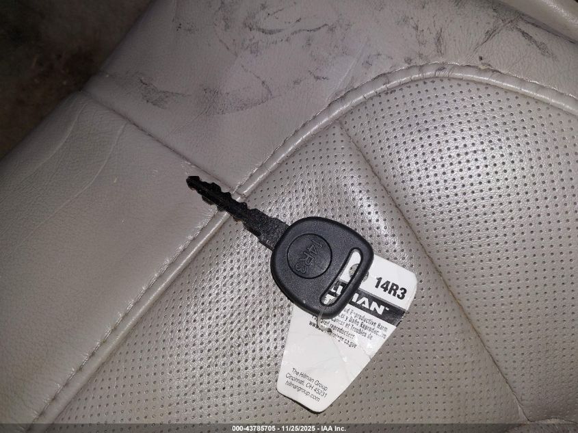 2004 Cadillac Deville Standard VIN: 1G6KD54Y04U155725 Lot: 43785705