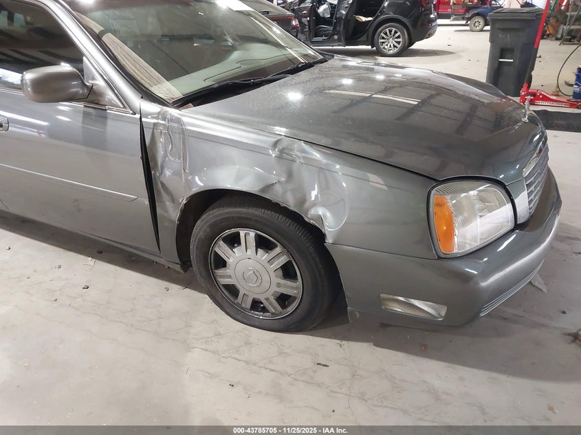 2004 Cadillac Deville Standard VIN: 1G6KD54Y04U155725 Lot: 43785705