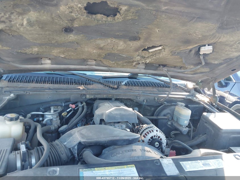 2000 Chevrolet Suburban 1500 Ls VIN: 3GNEC16T7YG205978 Lot: 43785712