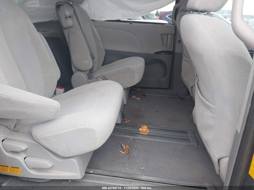 2011 Toyota Sienna Le V6 VIN: 5TDKK3DC2BS079115 Lot: 43785718