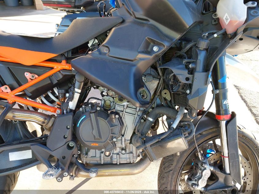 2024 Ktm 890 Adventure VIN: VBKTS6406RM879531 Lot: 43785833