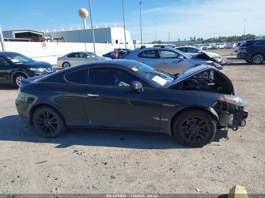 2008 Hyundai Tiburon Gs VIN: KMHHM66D28U288155 Lot: 43785842
