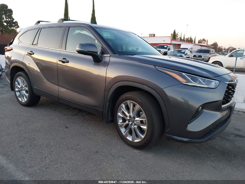 TOYOTA HIGHLANDER LIMITED