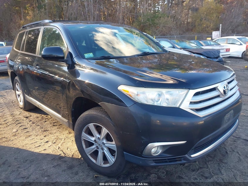 TOYOTA HIGHLANDER SE V6